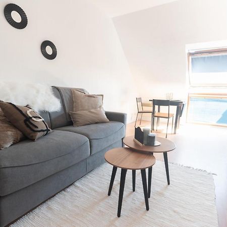 Bienvenue Chez Vous Tres Calme Et En Plein Centre Apartment Mantes-la-Jolie Bagian luar foto