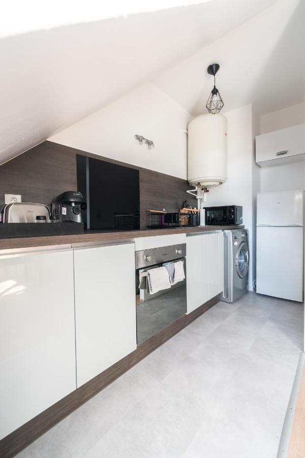Bienvenue Chez Vous Tres Calme Et En Plein Centre Apartment Mantes-la-Jolie Bagian luar foto
