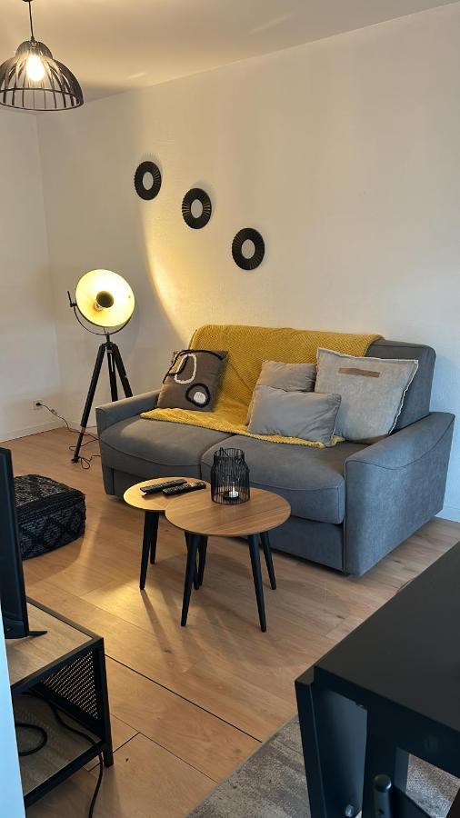 Bienvenue Chez Vous Tres Calme Et En Plein Centre Apartment Mantes-la-Jolie Bagian luar foto